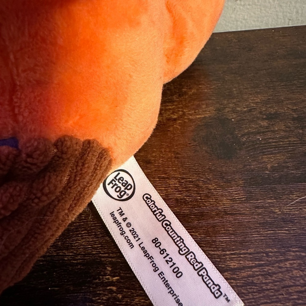 LeapFrog Colorful Counting Red Panda - Picture 4 of 4